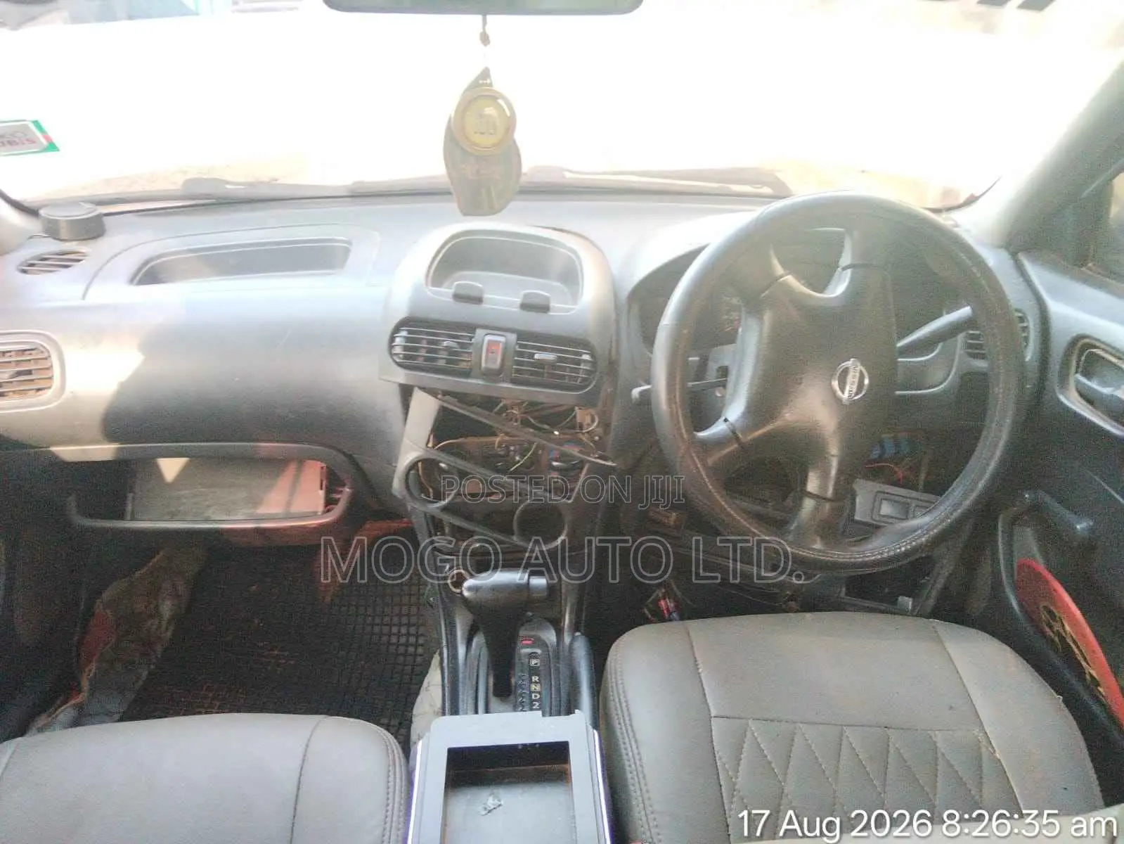 Nissan Advan 2006 Silver