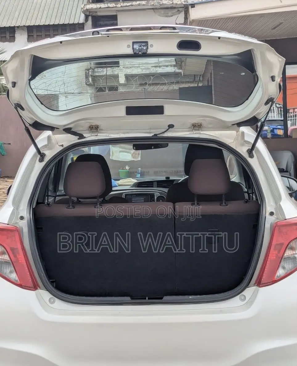 Toyota Vitz 2012 White