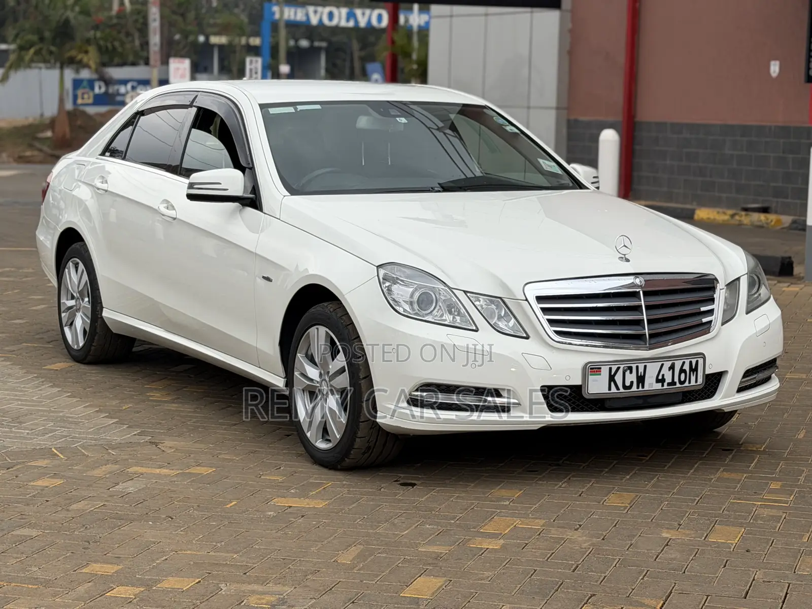 Mercedes-Benz E250 2012 White