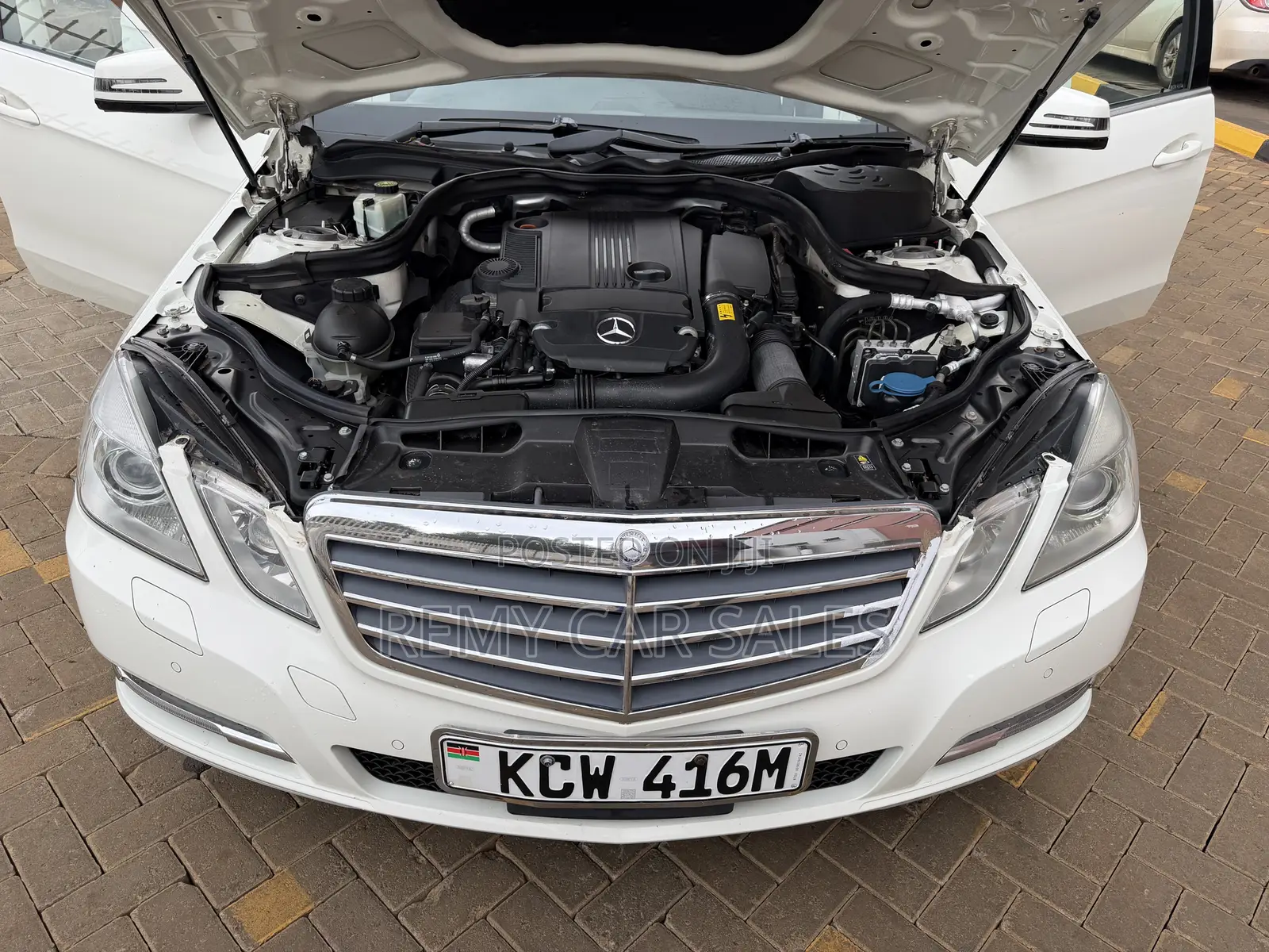 Mercedes-Benz E250 2012 White