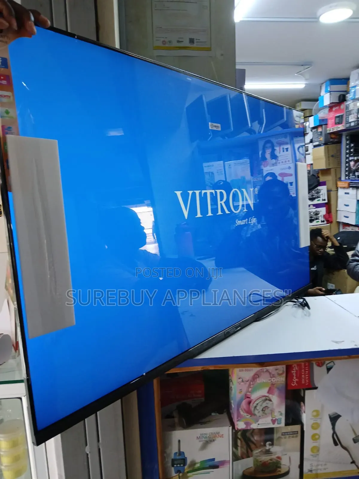 Vitron Smart Qled 43 Inches Frameless