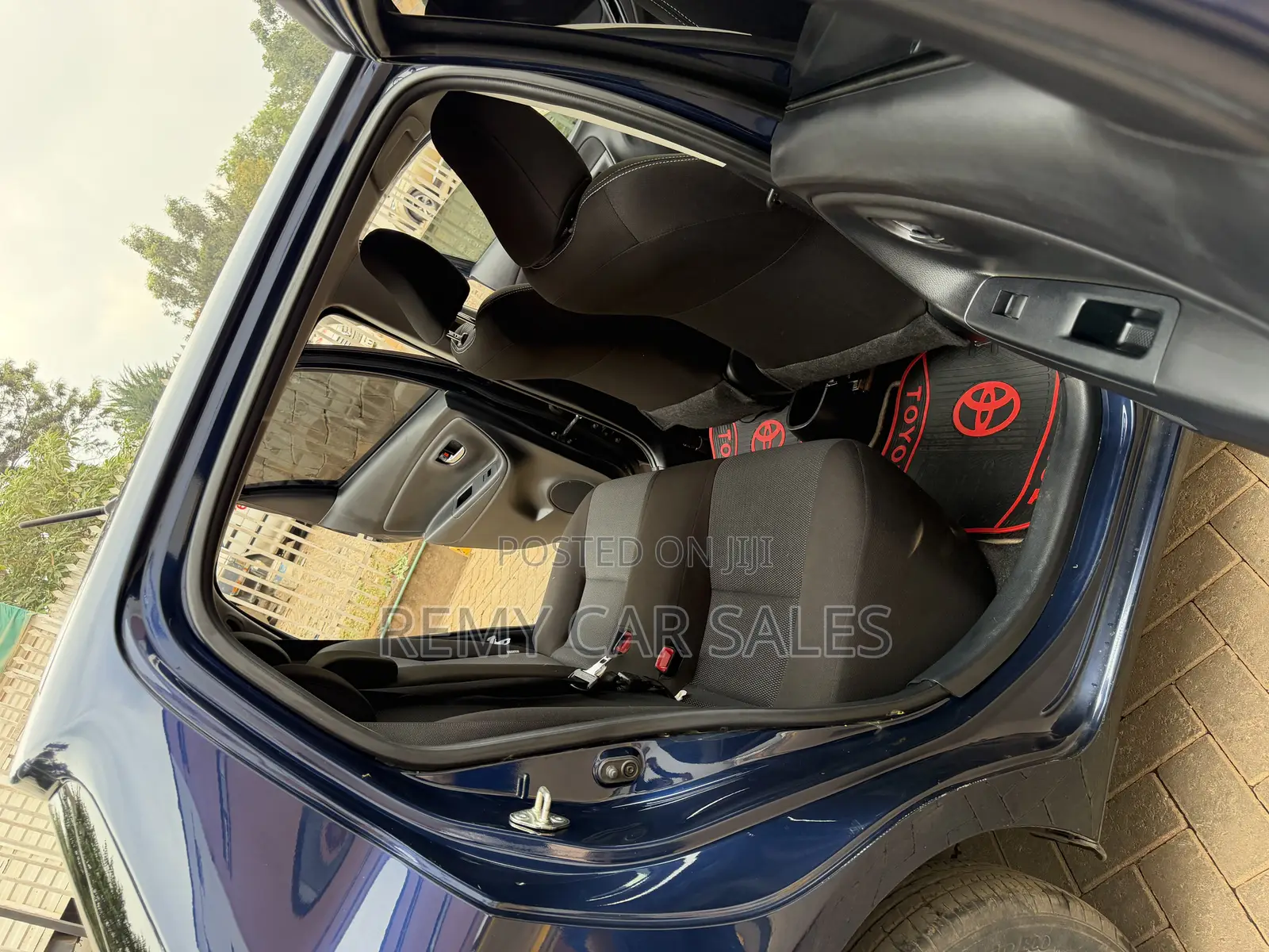 Toyota Vitz 2019 Blue