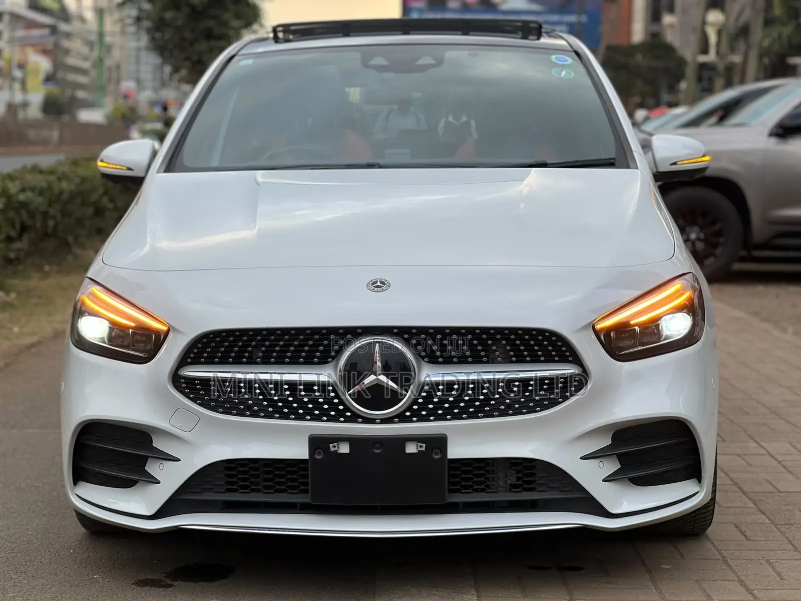 Mercedes-Benz B-Class B180 Petrol 2019 Pearl