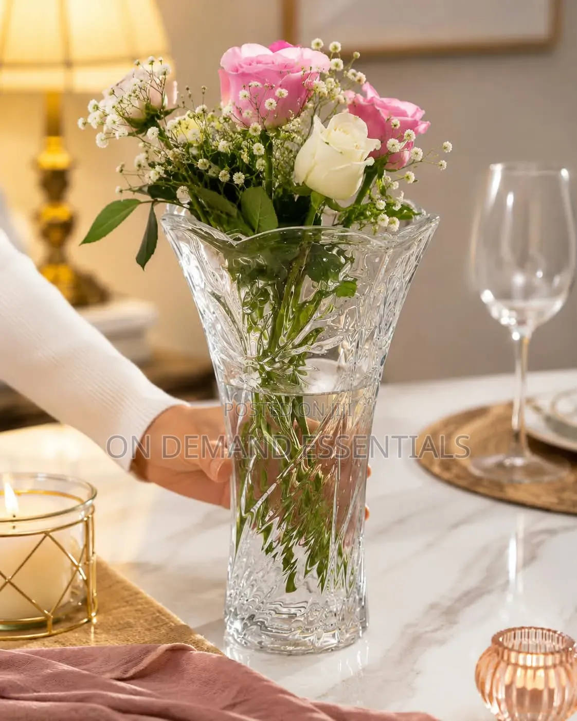 Elegant Glass Flower Vase