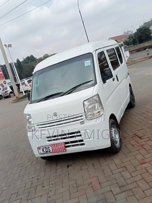 Suzuki Every 2017 White