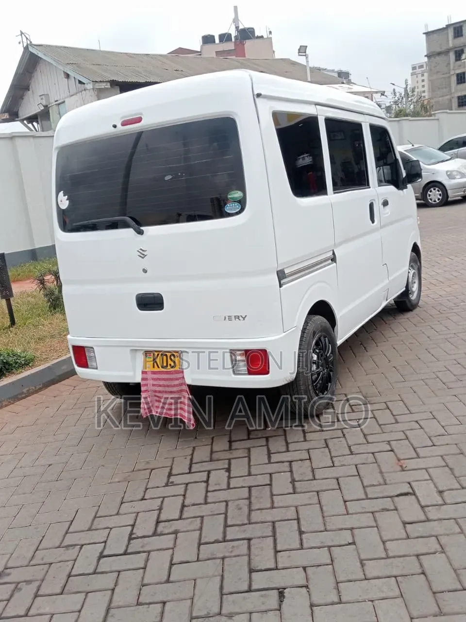Suzuki Every 2017 White