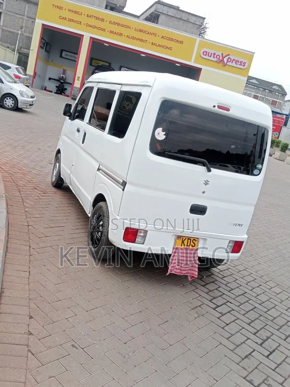 Suzuki Every 2017 White