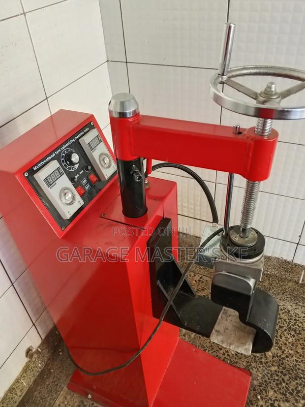 Vulcanizing Machine