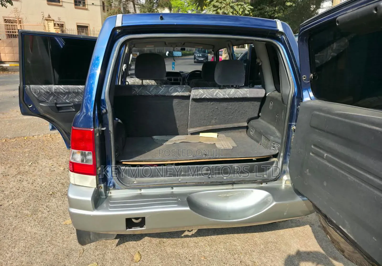 Mitsubishi Pajero 2002 Blue