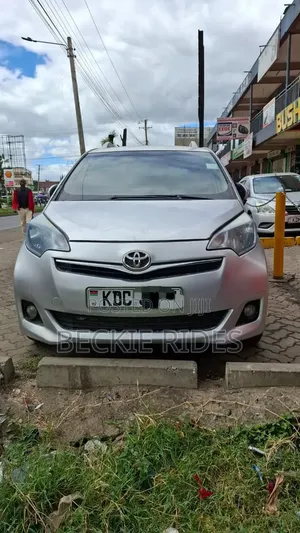 Toyota Ractis 2014 Silver