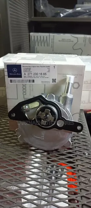 Genuine Mercedes-Benz M271 Engine Brake Vacuum Pump
