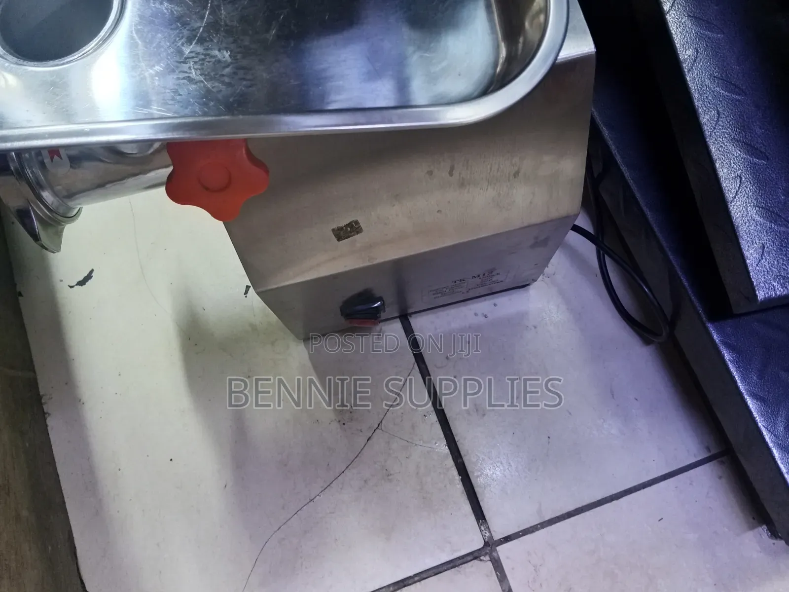 M8 Meat Mincer Machine