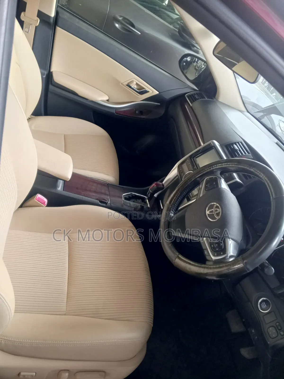 Toyota Premio 2014 Maroon