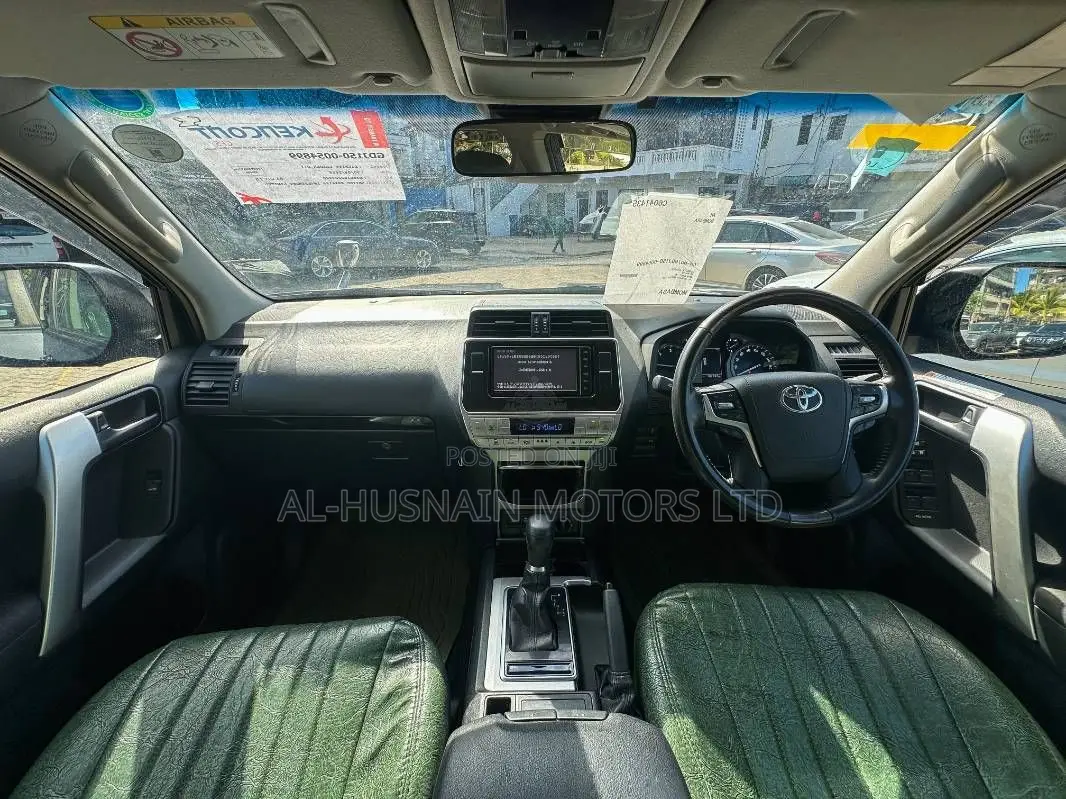 Toyota Land Cruiser Prado 2.8 2020 Gray