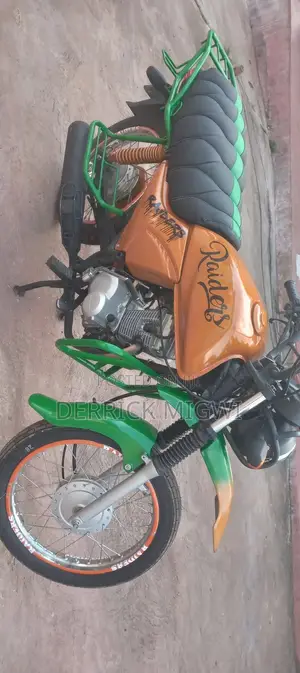 Honda XL 125 2022 Red