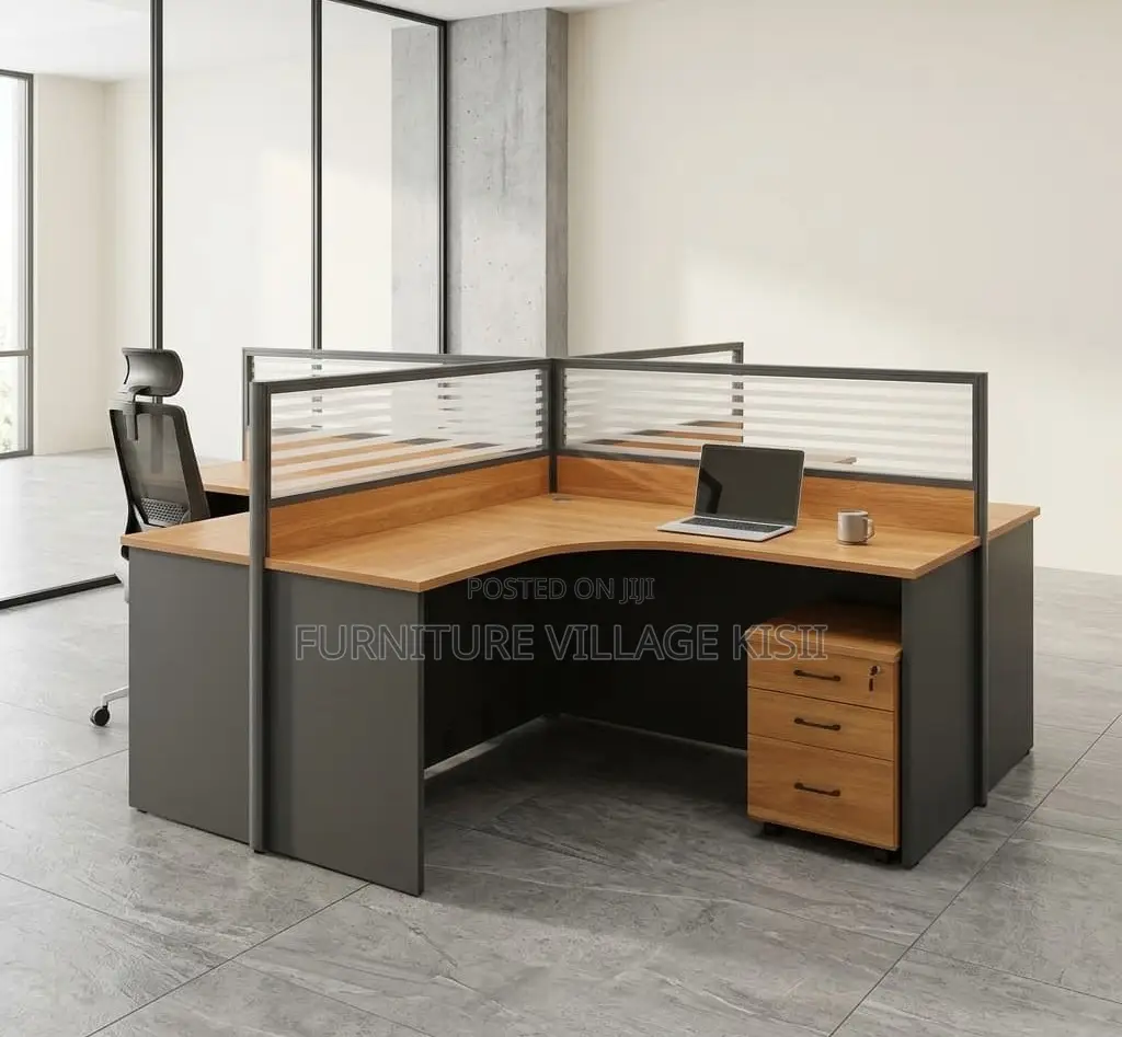 Office WorkStation; 4-Way Curved WorkStation