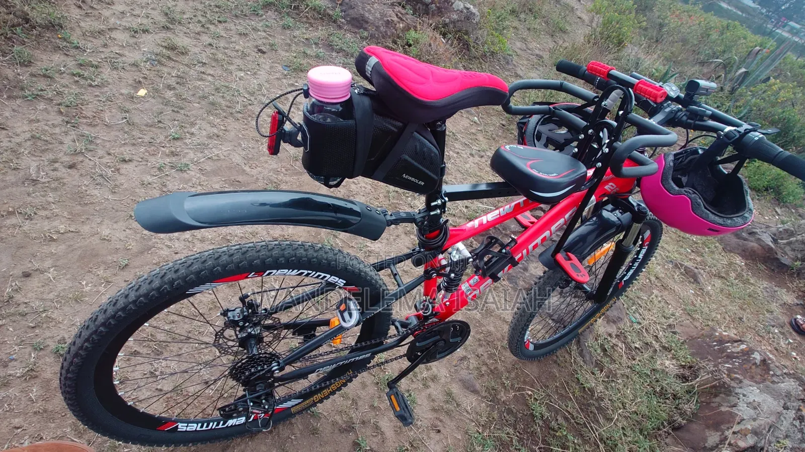 Mountain Bike and Baby Seater