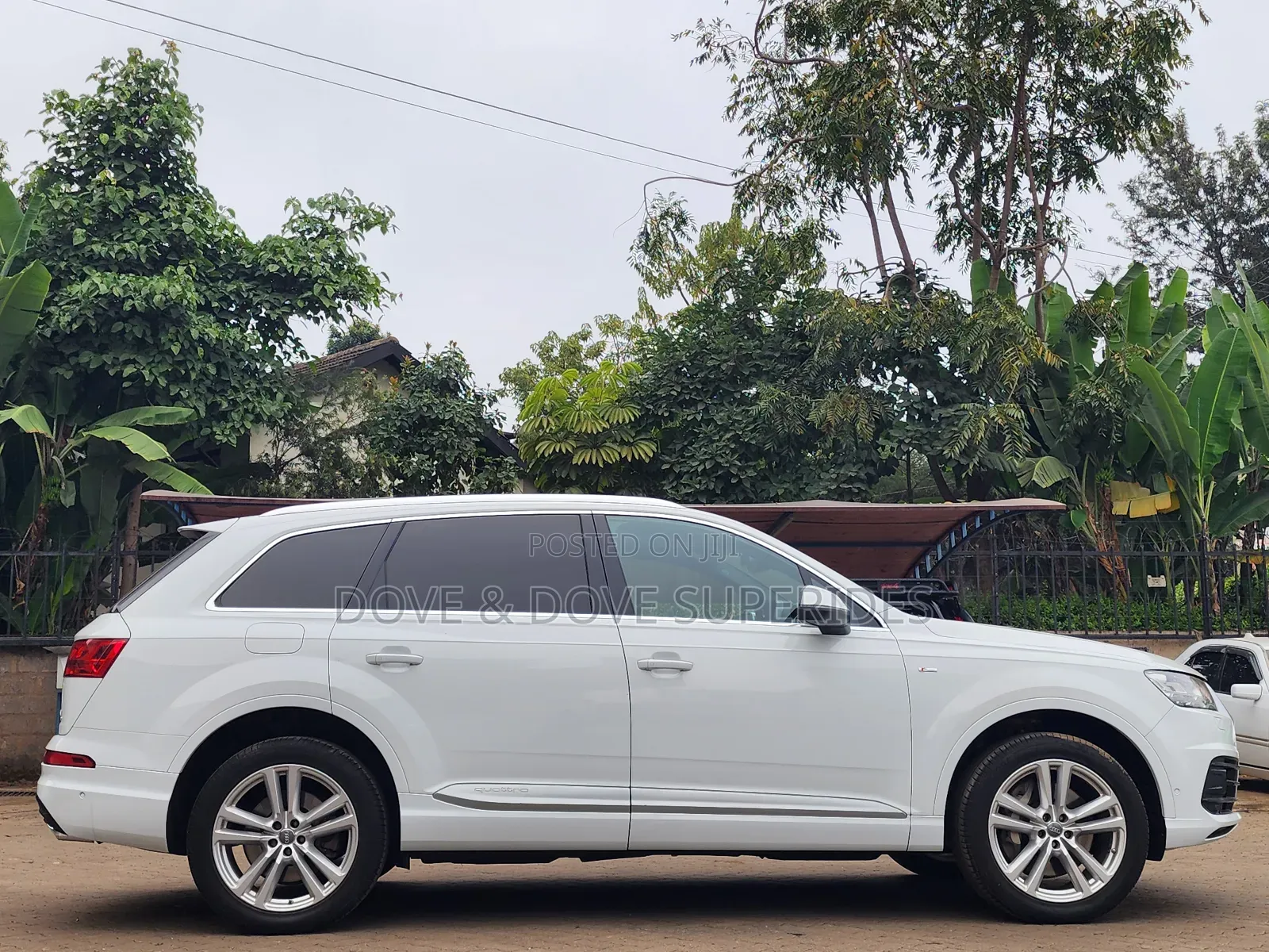 Audi Q7 45 SE Premium AWD quattro 2019 White