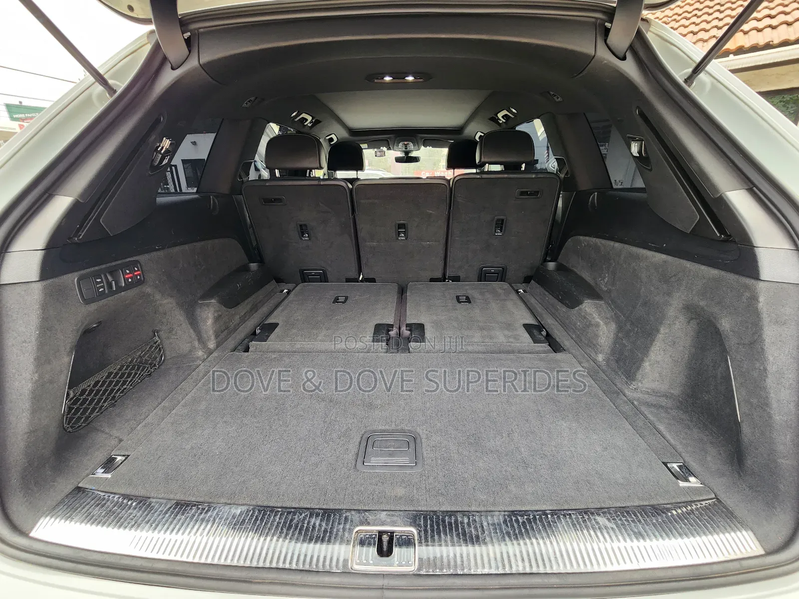 Audi Q7 45 SE Premium AWD quattro 2019 White