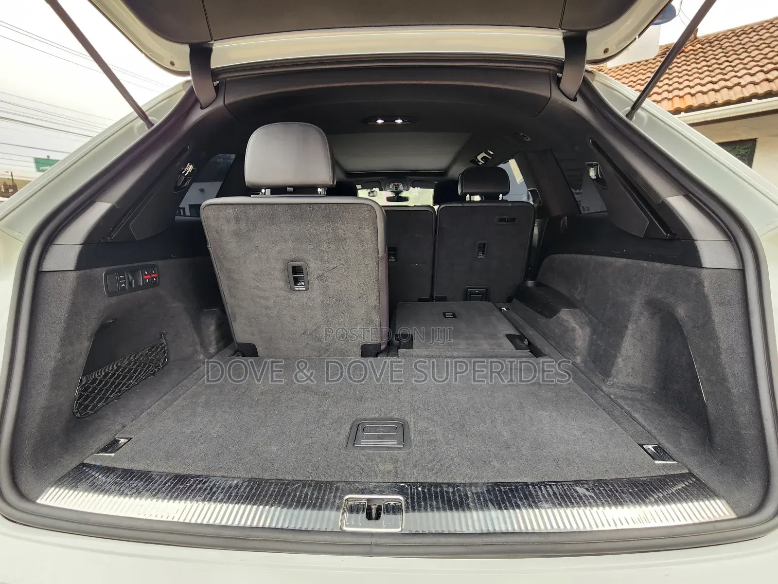 Audi Q7 45 SE Premium AWD quattro 2019 White