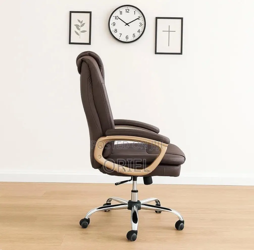 Executive Office Chair : Brown Director Chair