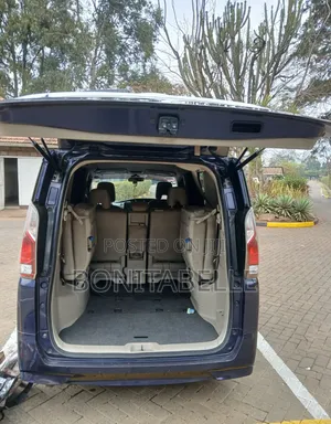 Nissan Serena 2017 Blue