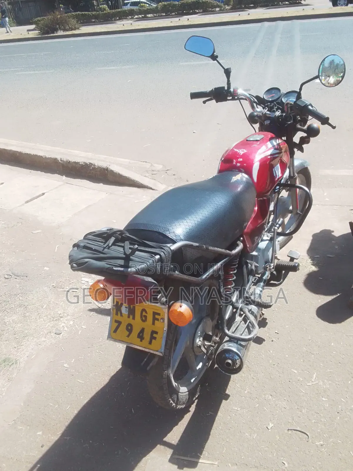 Bajaj Boxer 100 2023 Red
