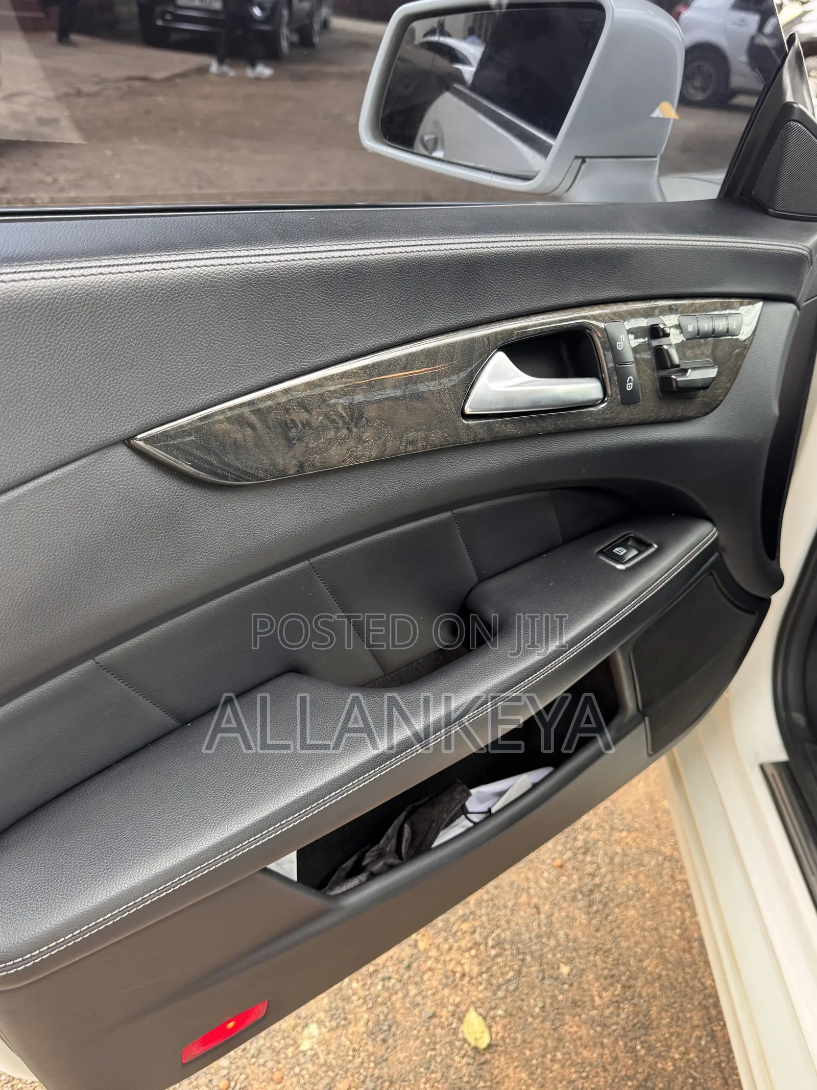 Mercedes-Benz CLS 350 2012 White