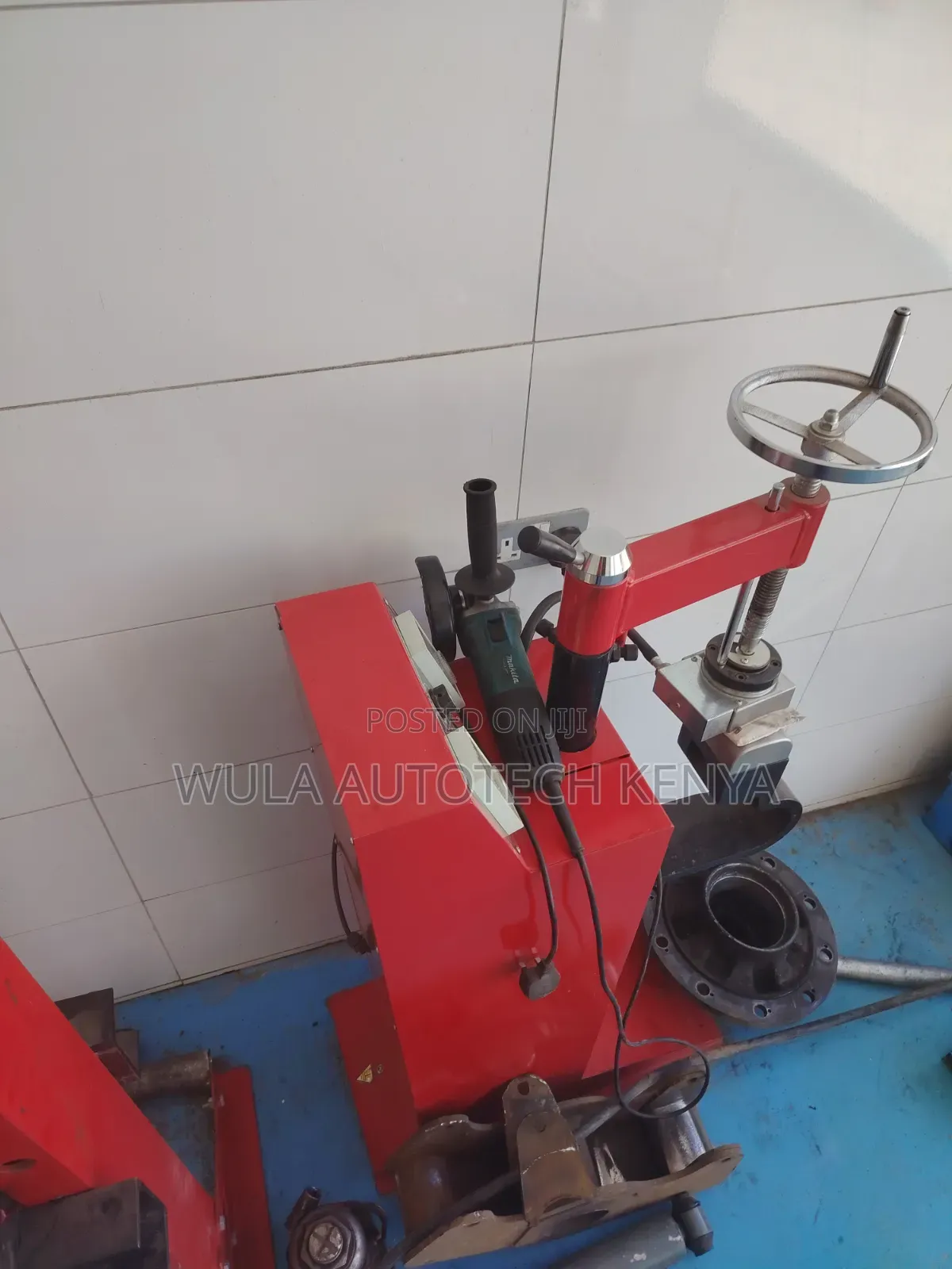Controlled Heat and Pressure System Big Tyre Vulcanizer Machine Wula