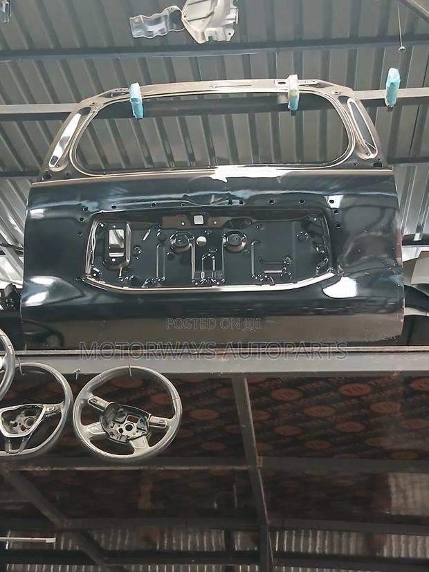 Toyota Prado 150 Tailgate Shell - thumbnail 2