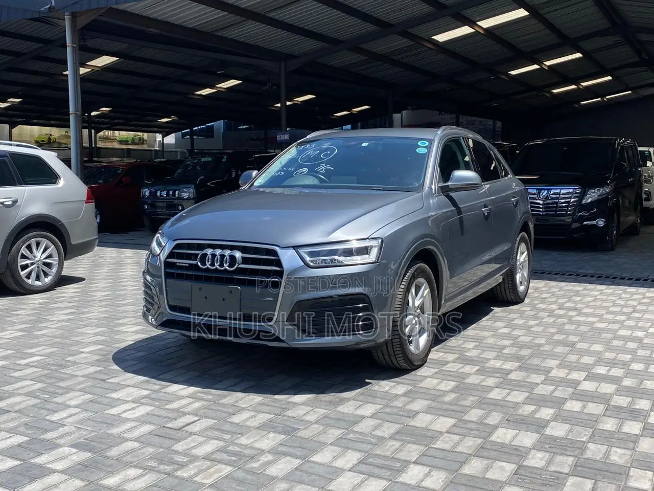 Audi Q3 2017 Gray