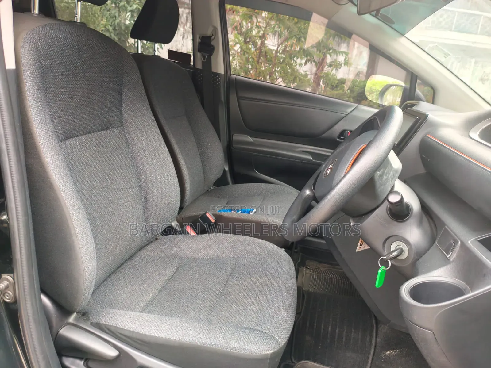 Toyota Sienta 2017 Black