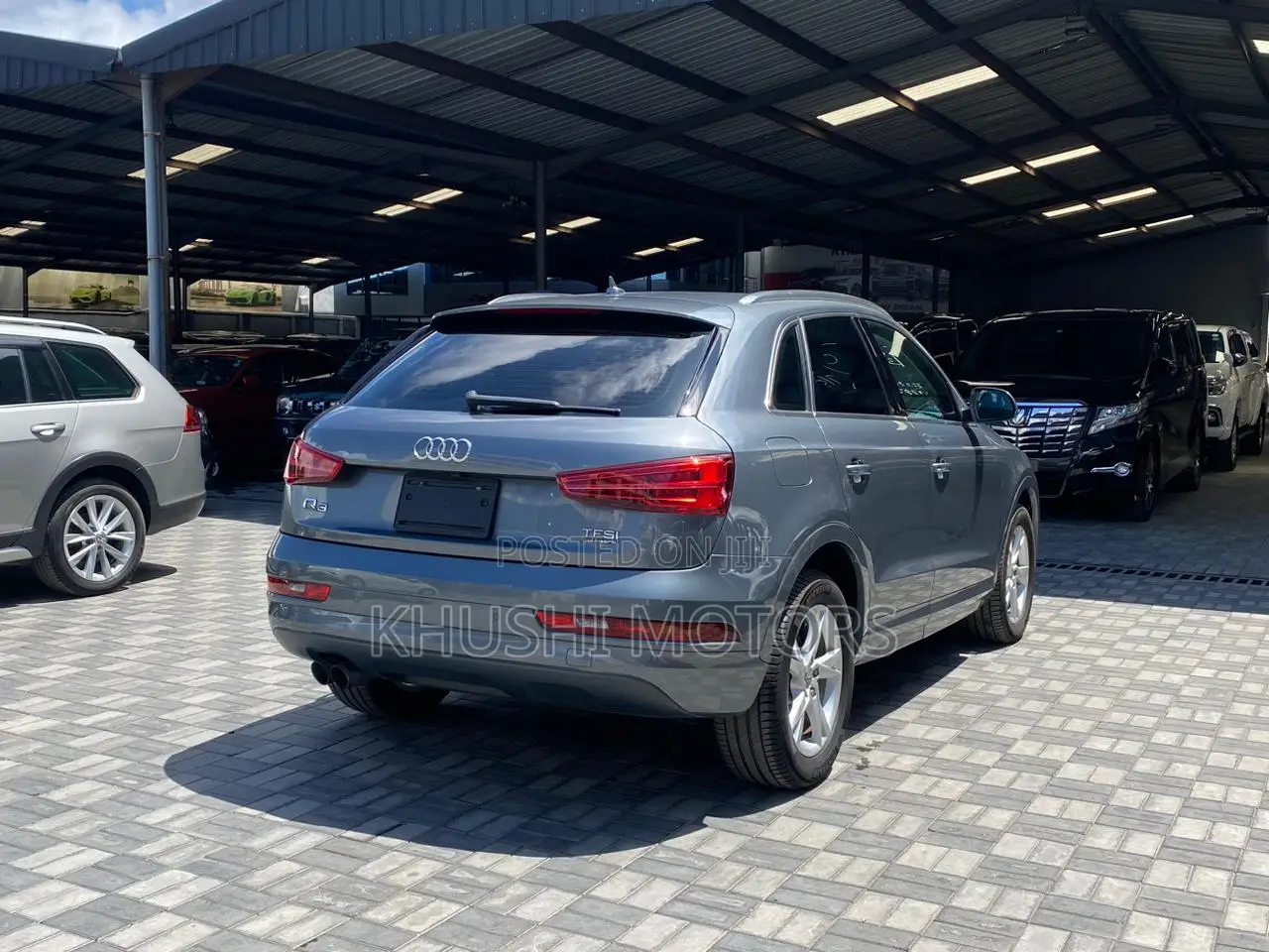 Audi Q3 2017 Gray