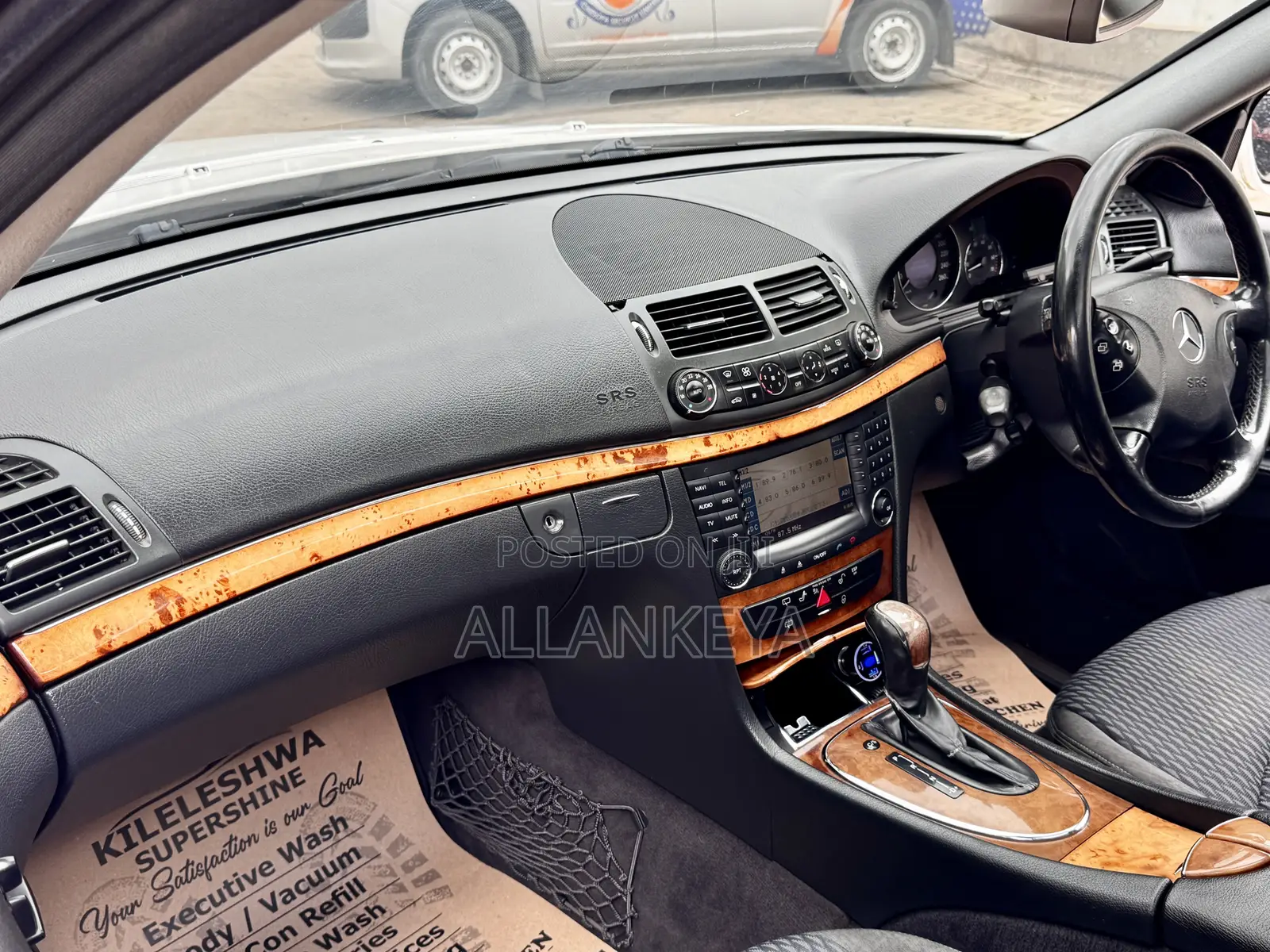 Mercedes-Benz E350 2006 White