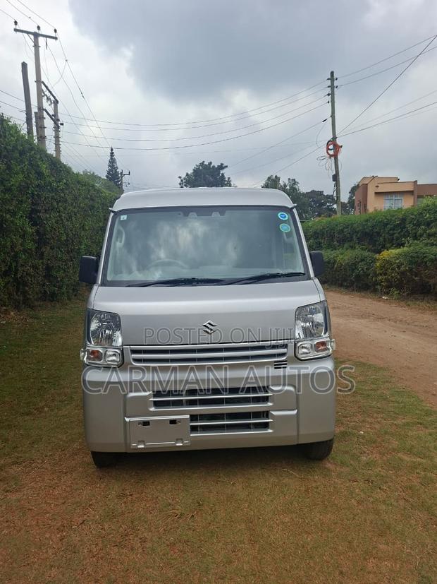 Suzuki Every 2020 Silver