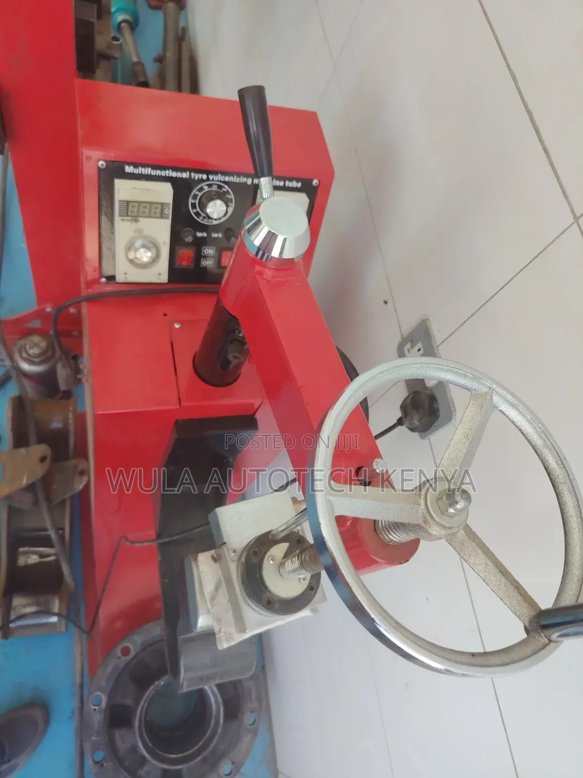 Energy Efficiency Heating System Sunshine Vulcanizer Machine
