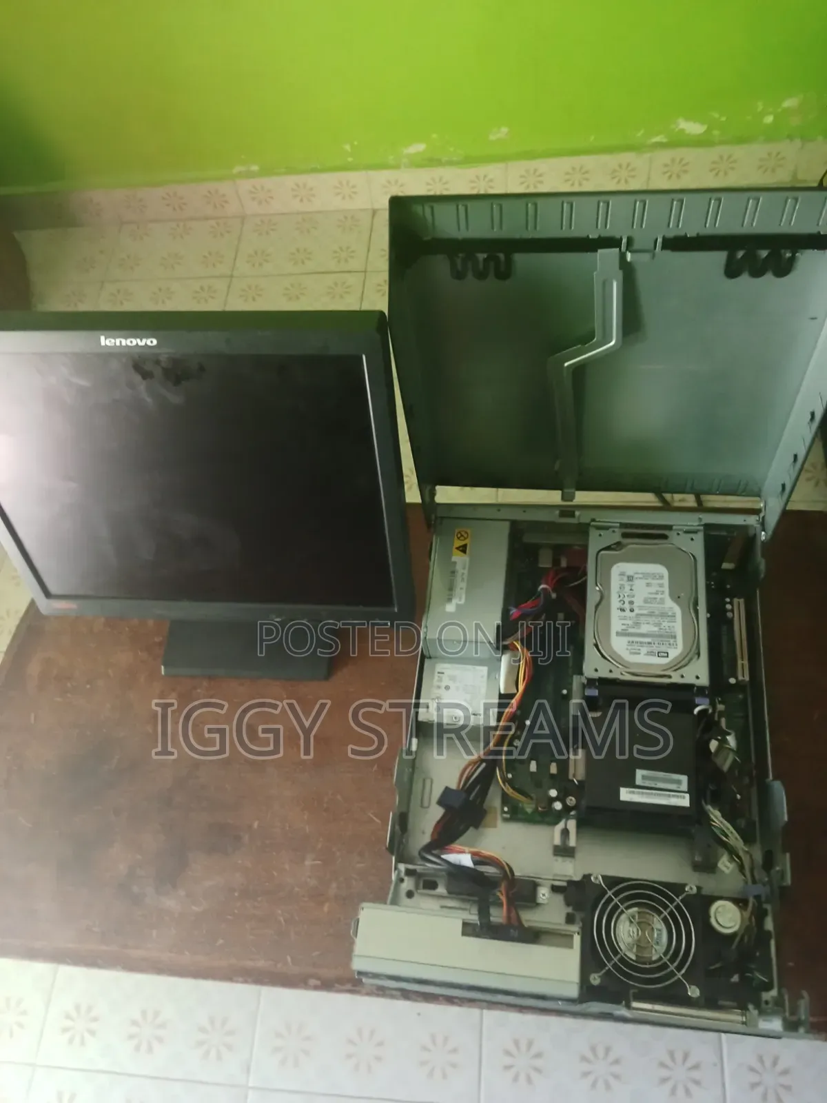 Desktop Computer Lenovo ThinkCentre M710 SFF 1GB HDD 500GB
