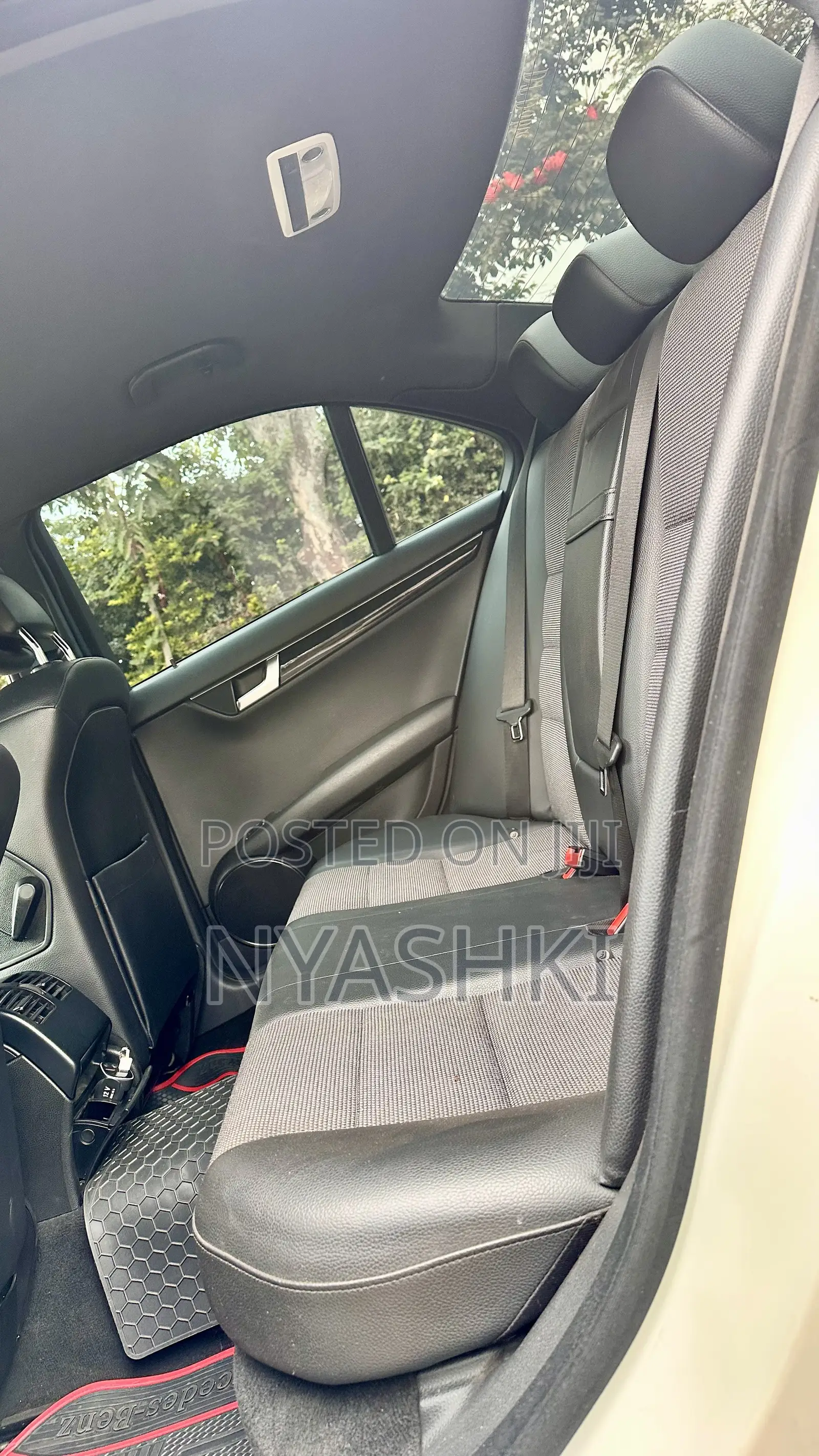 Mercedes-Benz C-Class C 200 (W204) 2012 White