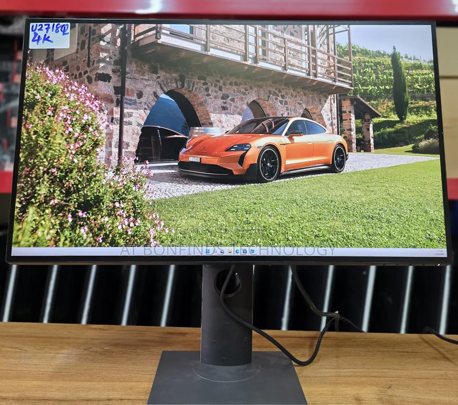 Dell U2718Q 
27 Inch 
 Display (3840*2160)