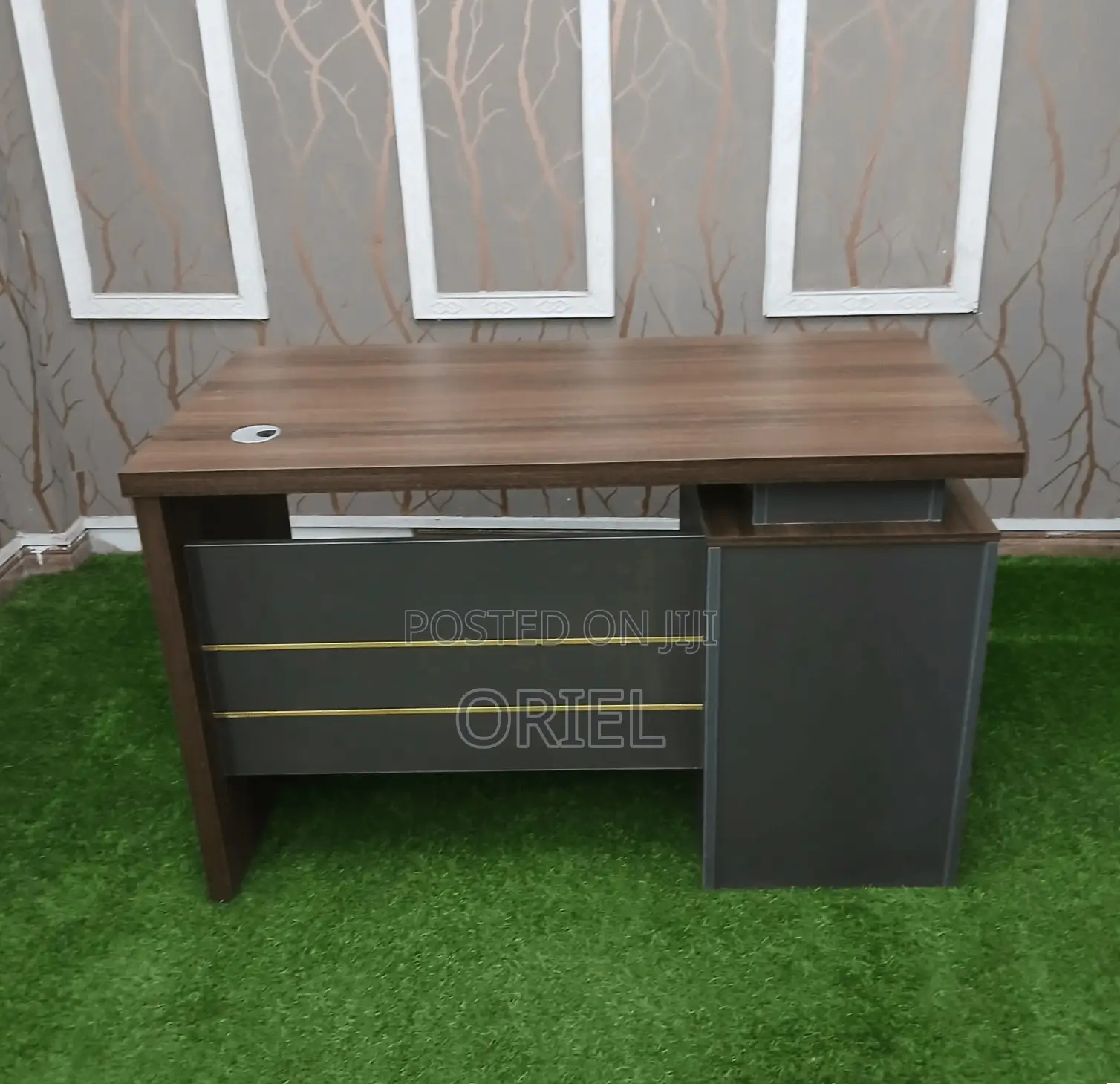 Office Desk : Single Staff 140CM Executive Desk