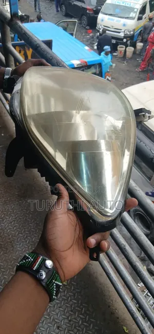 Mazda Demio 2005 Non Xenom Headlight