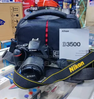 New Nikon D3500 Boxed