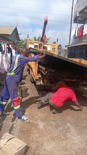 Flatbed Truck With Crane for Hire