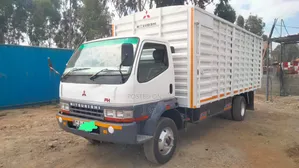 Mitsubishi FH 215 Local