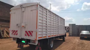 Mitsubishi FH 215 Local
