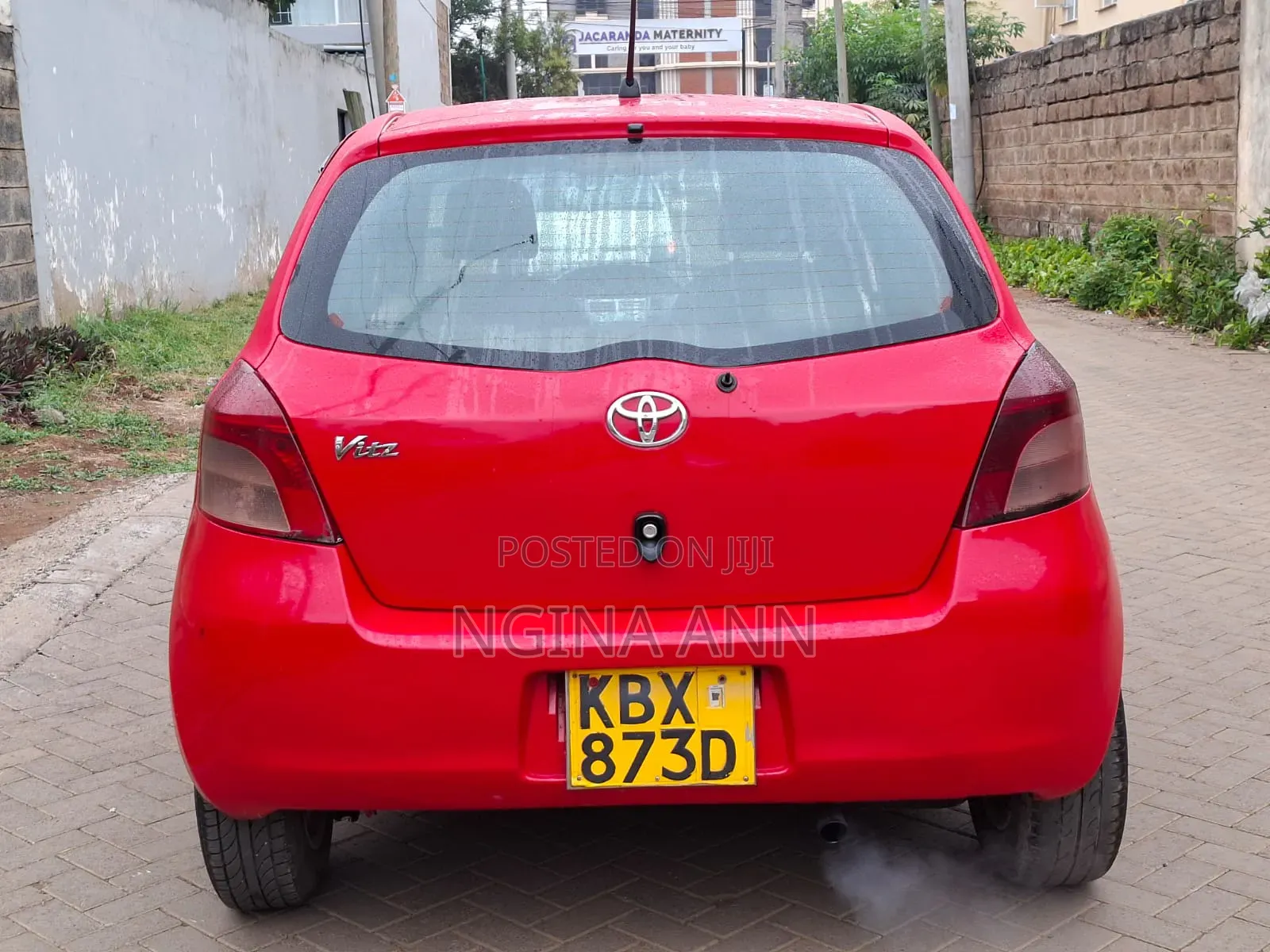 Toyota Vitz 2006 Red