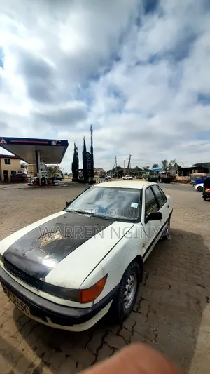 Mitsubishi Lancer Cedia 1998 White