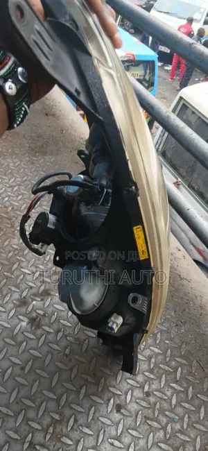 Toyota Wish 0ld Model Headlight