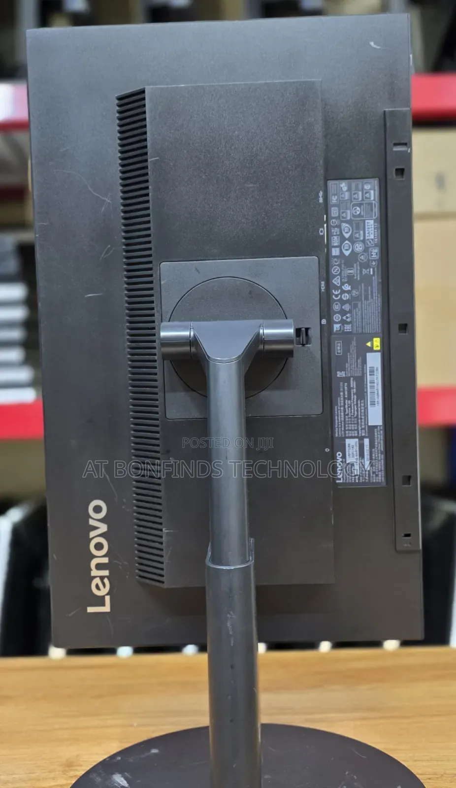 Lenovo T22i -10 
22 Inch FHD Monitor 
Vga/Hdmi/Display 
Adju