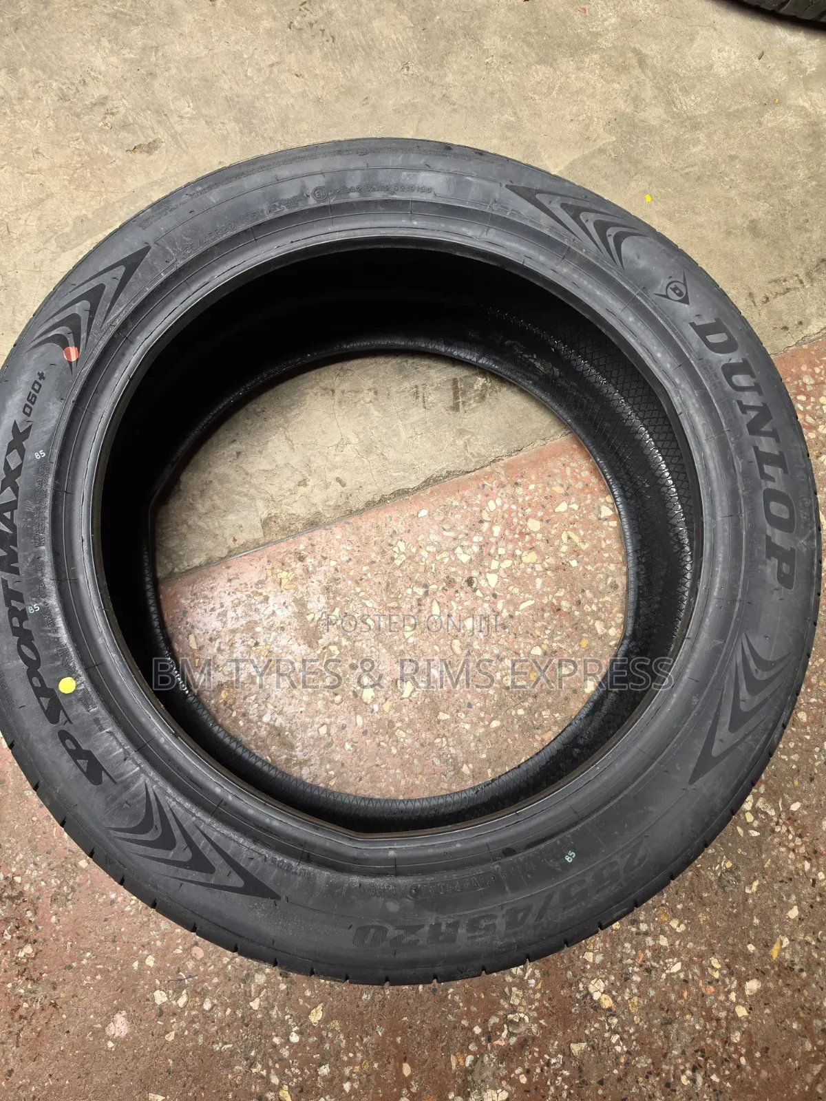 255 /45 R20 Dunlop Tires (Japan) Sport Maxx.